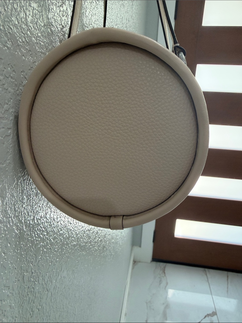 Coachtopia Cream Barrel Shoulder Bag - Picture 6 of 9